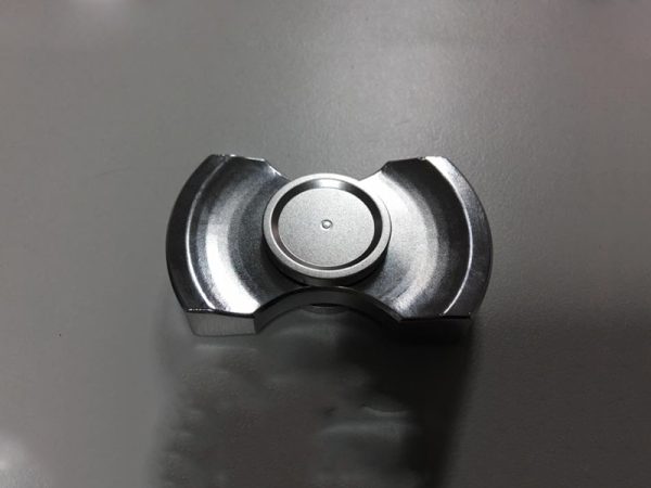 gia-cong-cnc-con-quay-spinner